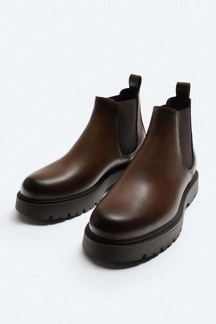 LEATHER - CHELSEA BOOT WITH THICK SOLE